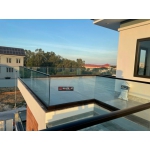 Lan can kính Maxpro