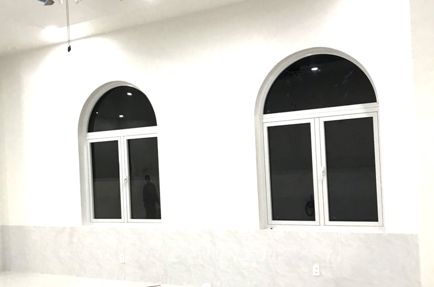 CỬA SỔ UỐN VÒM 2 CÁNH NHÔM MAXPRO